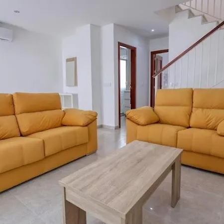 Casas Gongora Nyaraló